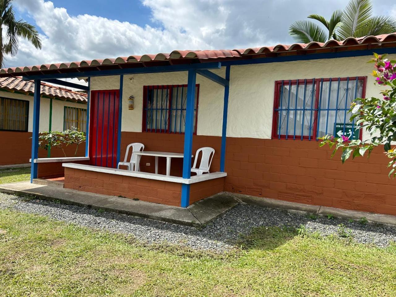 Hotel Campestre Manantial Del Quindio مونتينيغرو المظهر الخارجي الصورة